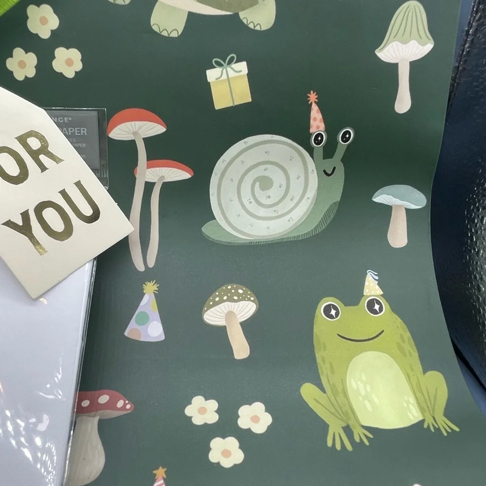 Gift Bag with Tissue and Card, Frogs, Turtles, Mushrooms, Snails, NWT 🐸 🐢 🍄 🐌